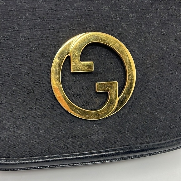 Gucci 1970s Vintage Blondie Logo Black Canvas and Leather Shoulder Bag - Picture 15 of 16